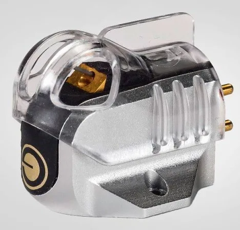 Goldring’s standard Ethos comes with a transparent needle guard and a silver-colored body.