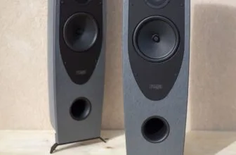 Rega Aya front view